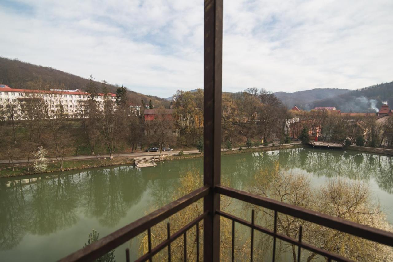 Ruta Resort Polyana Bagian luar foto
